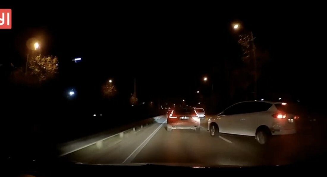 Bursa’da faciadan dönülen anlar kamerada…Makas kazayı böyle getirdi