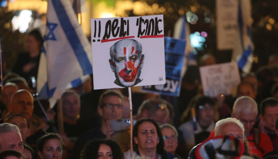 İsrail’de Netanyahu hükümetini tepkiler artıyor