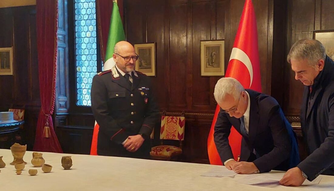 Türkiye’den kaçırılan 10 toprak eser geri dönüyor