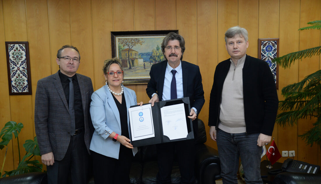 Sağlık Hizmetleri MYO’yu tercih edecek 15 öğrenciye burs desteği
