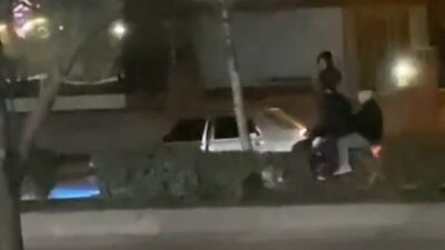 Bursa’da yakıtı biten aracı böyle götürdüler