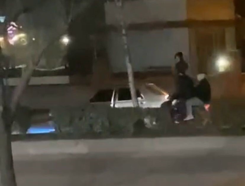 Bursa’da yakıtı biten aracı böyle götürdüler