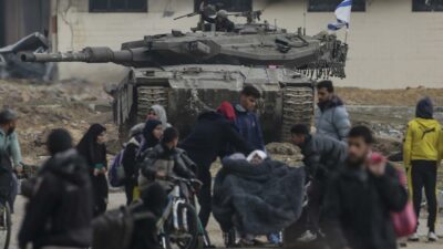 Gazze’de bir okulda elleri ve gözleri bağlı 30 Filistinlinin cesedine ulaşıldı