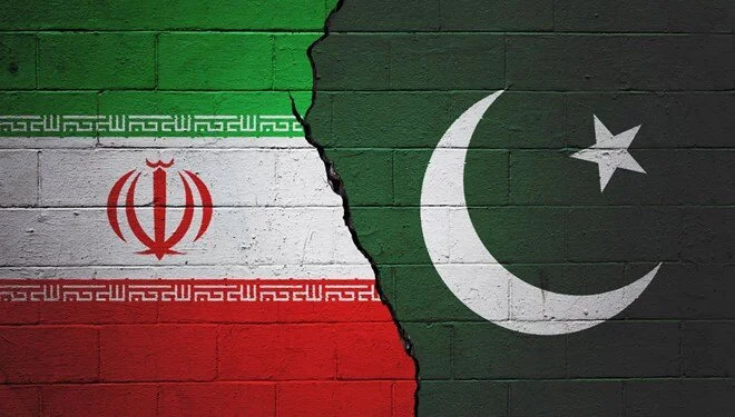 Ortadoğu’da yeni kriz: İran ve Pakistan’dan karşılıklı saldırılar