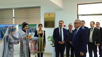 Özbekistan’daki iki üniversitede Türkçe eğitim yapılacak