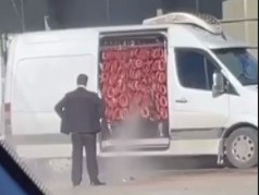 Bursa’da akılalmaz görüntü! İç dış sucuk yıkama