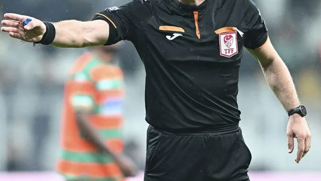 Süper Lig’de ertelenen 16. haftanın hakemleri açıklandı