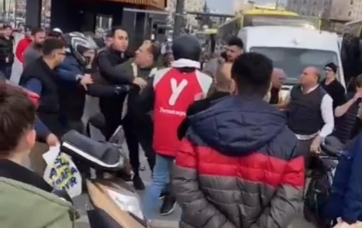 Bursa’da kavga… Otobüs şoförü ile motosiklet sürücüsü birbirine girdi!