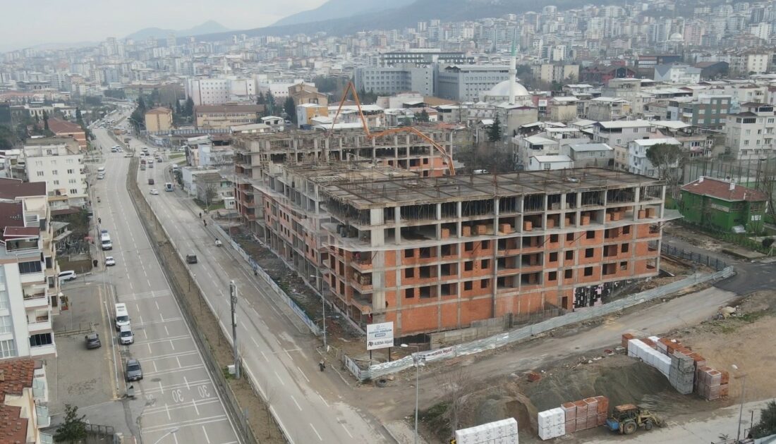 Mimar Sinan’da yol yarılandı