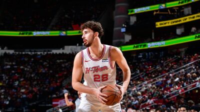Alperen Şengün’den double double