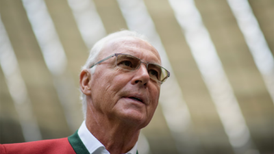 Futbol efsanesi Beckenbauer hayatını kaybetti