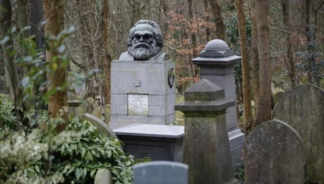 Karl Marx’ın yanına gömülmenin bedeli 30 bin dolar