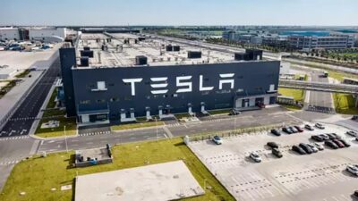 Kızıldeniz’deki saldırılar Tesla fabrikasındaki üretimi durdurdu