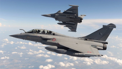 Fransa duyurdu: 42 Rafale savaş uçağı siparişi verildi