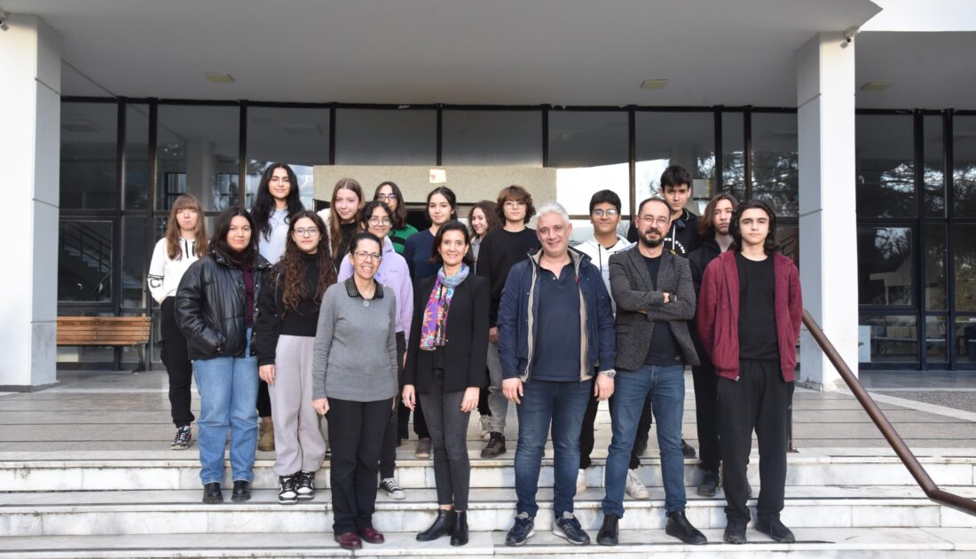 Şahinkayalı öğrenciler ‘Leads’ ile geleceğe hazırlanıyor