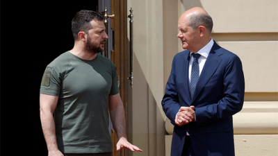 Scholz ve Zelenski Ukrayna’daki durumu görüştü