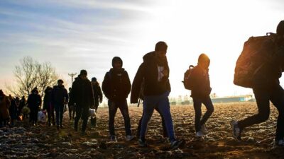 10 kaçak göçmen yakalandı