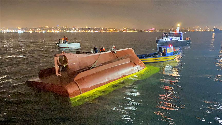 Dikili’de balıkçı teknesi battı: 4 ölü, 1 kayıp