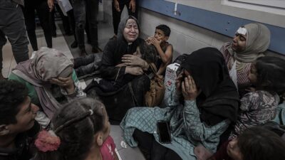 İsrail Han Yunus’u kuşattı: Binlerce kişi Gazze hastanelerinde mahsur kaldı