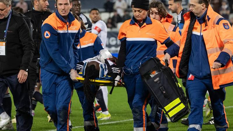 Bordeaux’nun golcüsü Elis yapay komadan çıkarıldı
