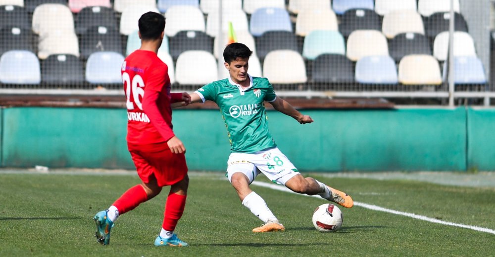 Galibiyet hasreti 13 maça çıktı! Bursaspor, İzmir’de de kaybetti