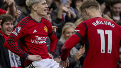 Manchester United duyurdu: Ratcliffe resmen satın aldı!
