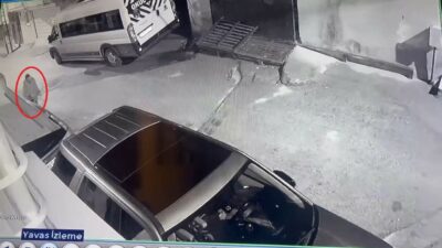 Bursa’da akılalmaz olay! Canı sıkılan adam otomobillere zarar verdi