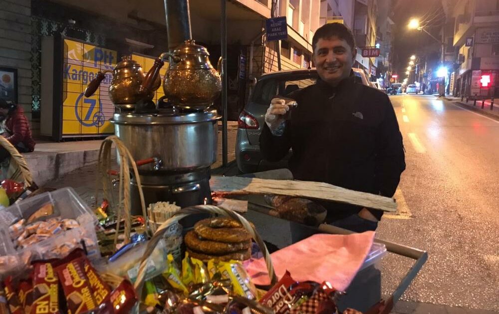 Bursa’nın yeni fenomeni… Artık ‘gece çayı’ moda!