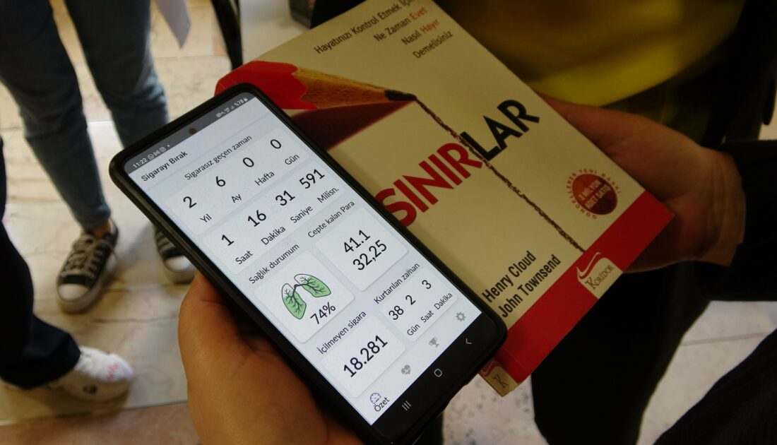 Bursa’da sigara getiren kitabı kaptı
