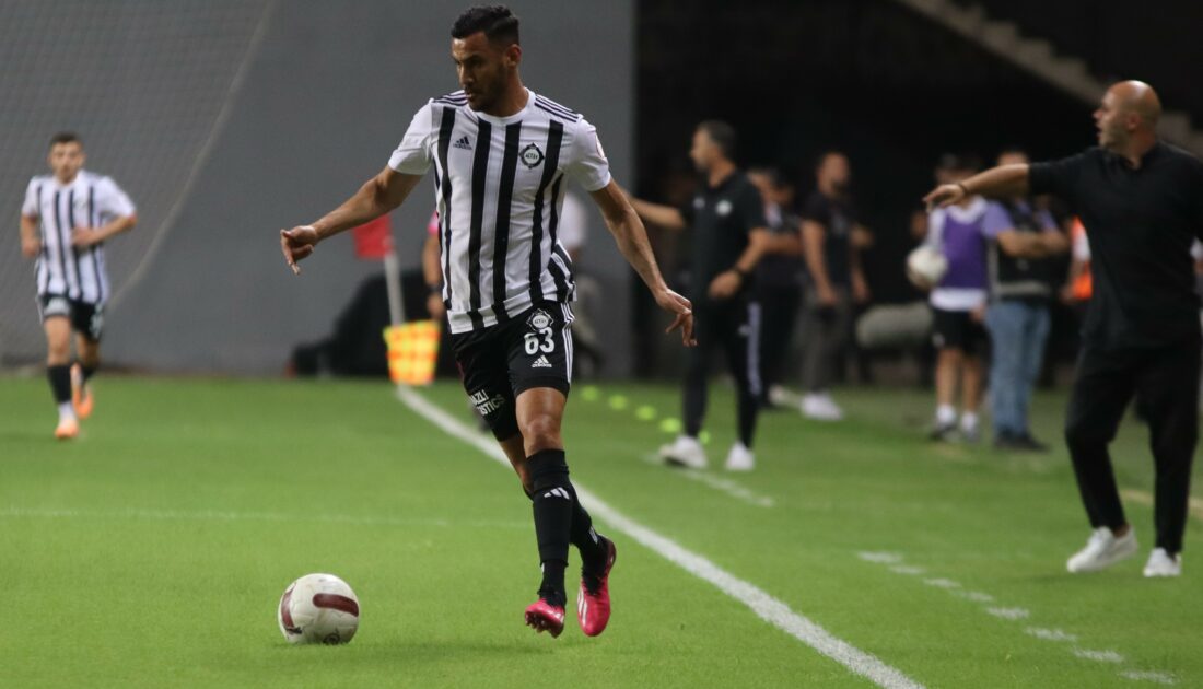 Deniz Kadah: Futbolu bırakmayı düşündüm