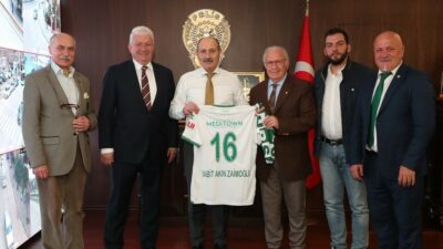 Bursaspor yönetimi, Emniyet Müdürü Zaimoğlu’nu ziyaret etti