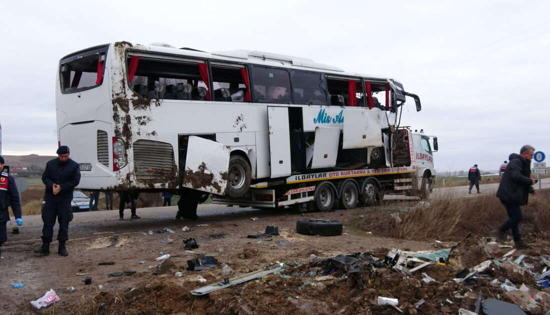 Yozgat’ta otobüs kazası: 1 ölü, 18 yaralı