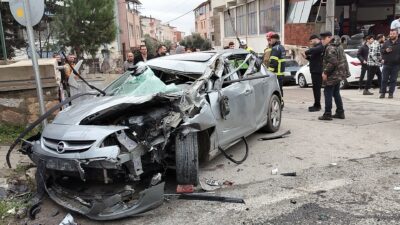 Bursa’da feci kaza: Çok sayıda yaralı var!