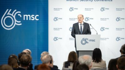 Almanya Başbakanı Scholz: Ukrayna’ya yardım artırılmalı