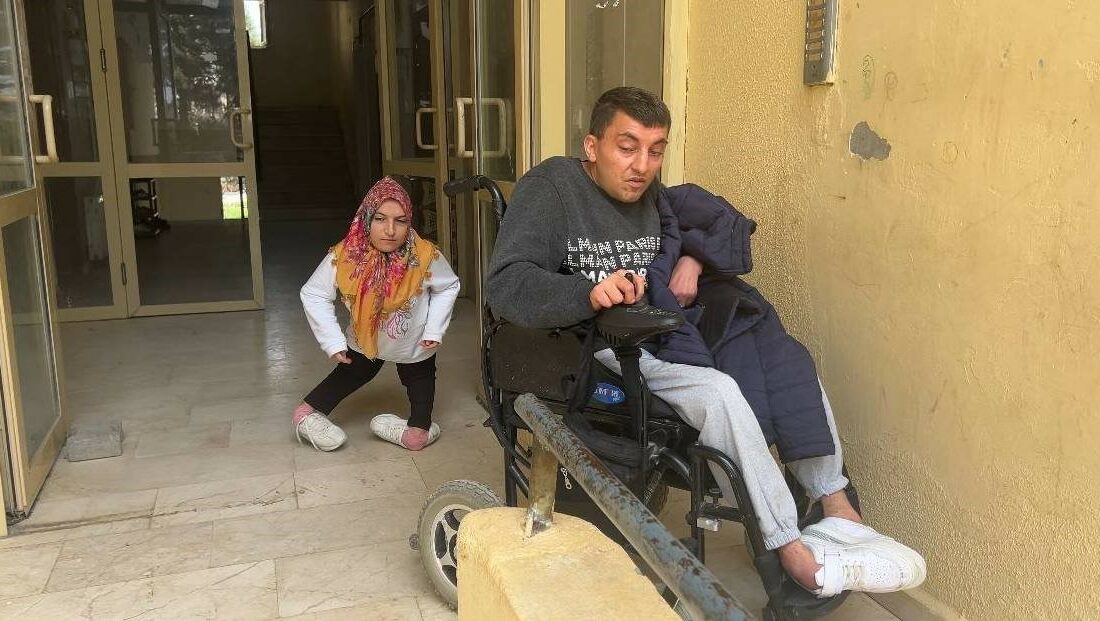 Memleket değiştirten aşk, tekerlekli sandalyeye takıldı