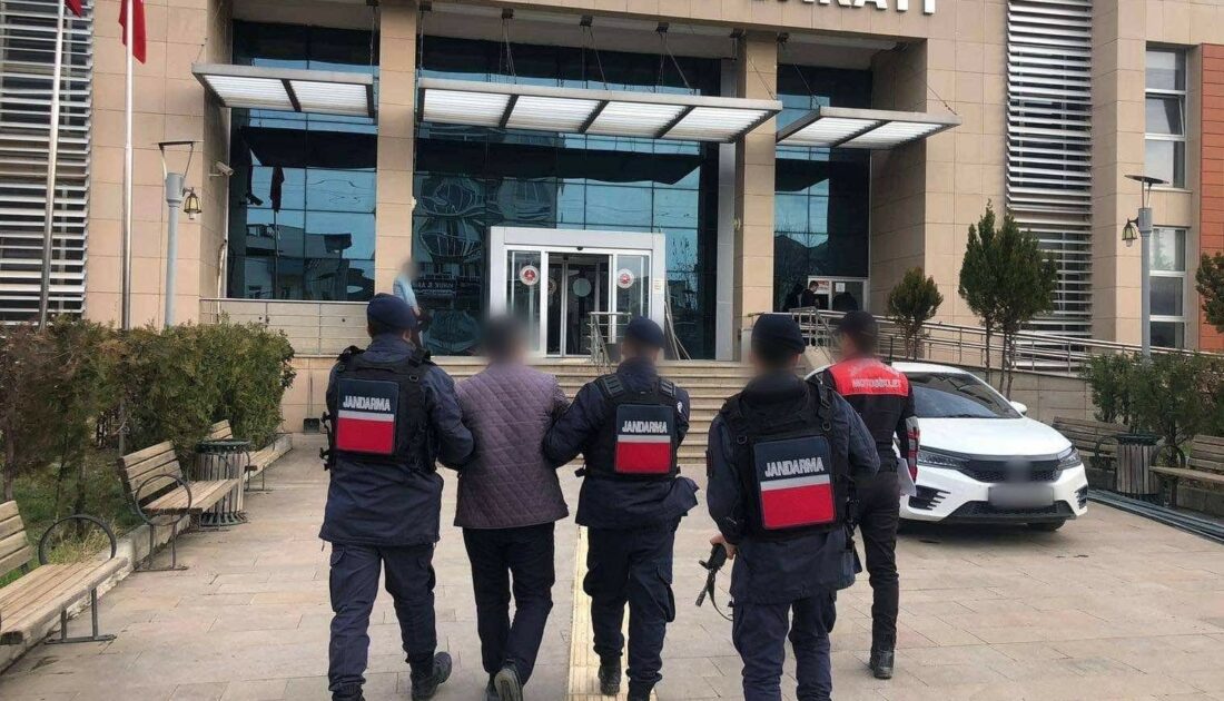 Kasten adam öldürme suçundan aranan şahıs yakalandı Kasten adam öldürme suçundan aranan şahıs yakalandı