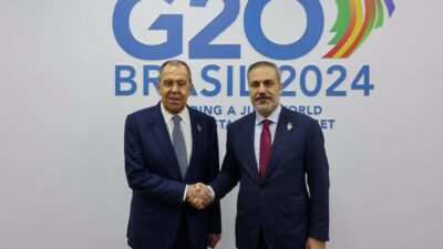 Dışişleri Bakanı Fidan, Rus mevkidaşı Lavrov ile görüştü