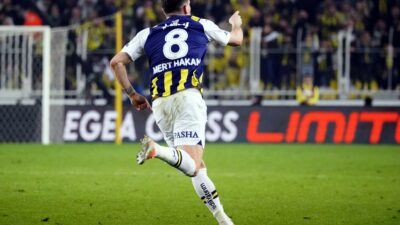 Mert Hakan Yandaş ligde siftah yaptı