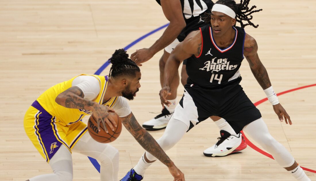 NBA’de Los Angeles derbisinin kazananı Lakers oldu