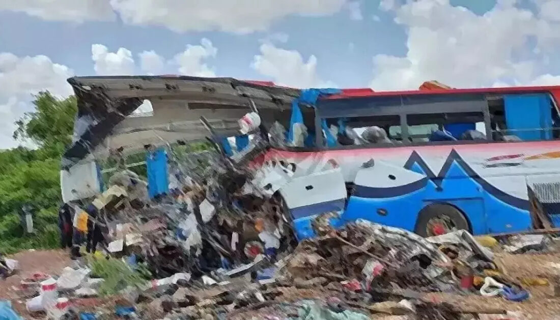 Otobüs köprüden uçtu: Çok sayıda can kaybı var