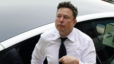 Elon Musk’tan İngiliz aşırı sağcı Robinson’un serbest bırakılması çağrısı