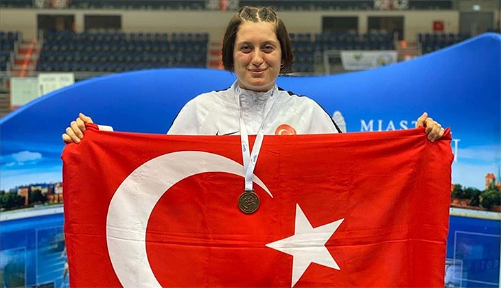 Fatma Damla Altın, Dünya şampiyonu