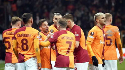 5 gol, 2 kırmızı kart! Nefes kesen maçta kazanan Galatasaray