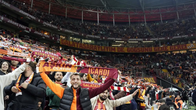 Galatasaray taraftarından sessiz protesto