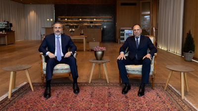 Bakan Fidan, Yunan mevkidaşı ile bir araya geldi