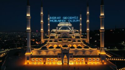 Berat Kandili mesajları, fotoğraflı Berat Kandili mesajları…