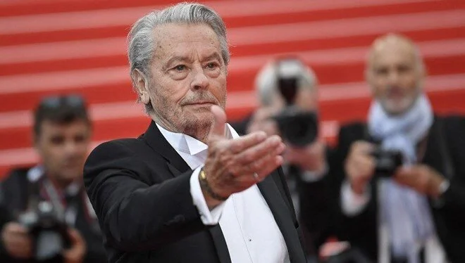 Alain Delon’un evinden cephanelik çıktı