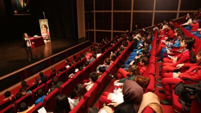 Yazar Niran Elçi çocuklara hikaye anlattı