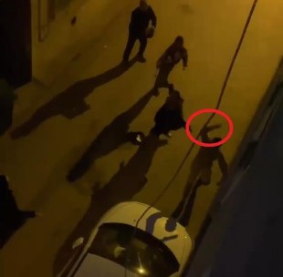 Bursa’da aileler arasındaki palalı kavga kamerada