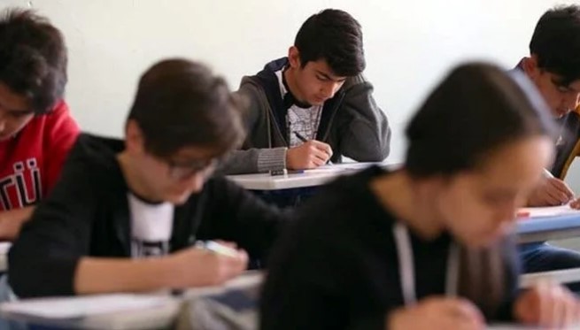 Okullarda 2. dönem ders zili yarın çalıyor